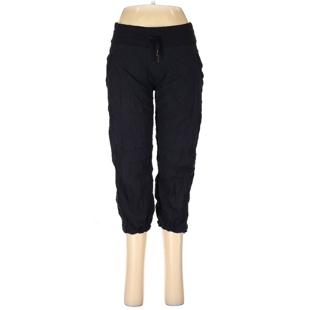 lululemon | Black Cropped Pants Size 6
